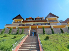 Forrás Apartman